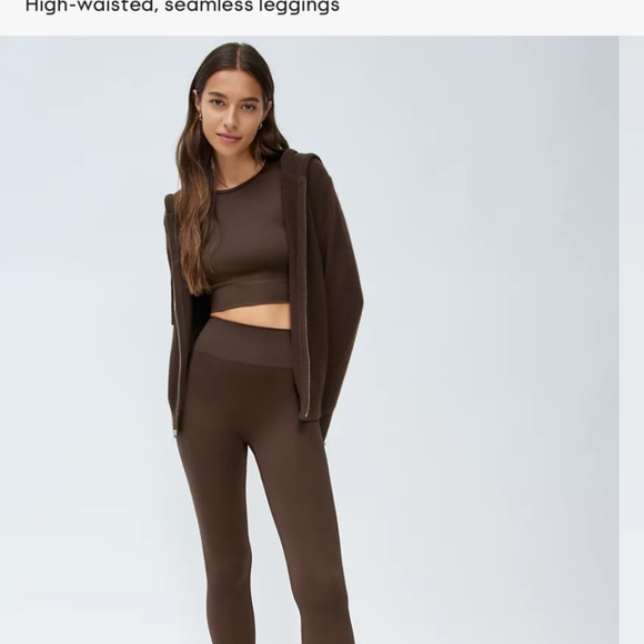 Babaton Seamless Crew Longsleeve and Leggings - Picture 1 of 3